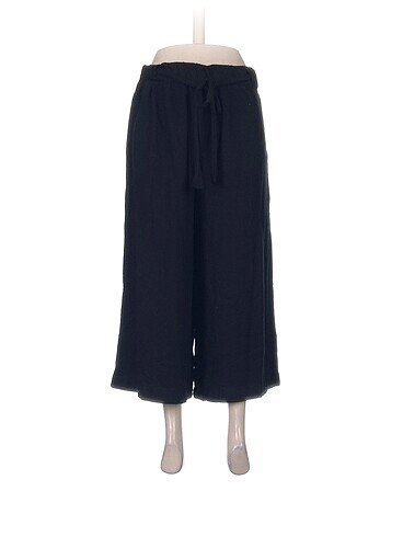 Pull and Bear Bermuda / Kapri %70 İndirimli.