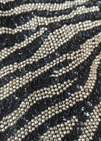  Beden MANGO Boncuk İşlemeli Siyah Zebra Desenli Çanta