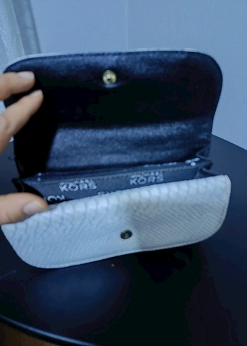 Michael Kors Beyaz Yılan Derisi Desenli Kadın Cüzdan - Görsel 2