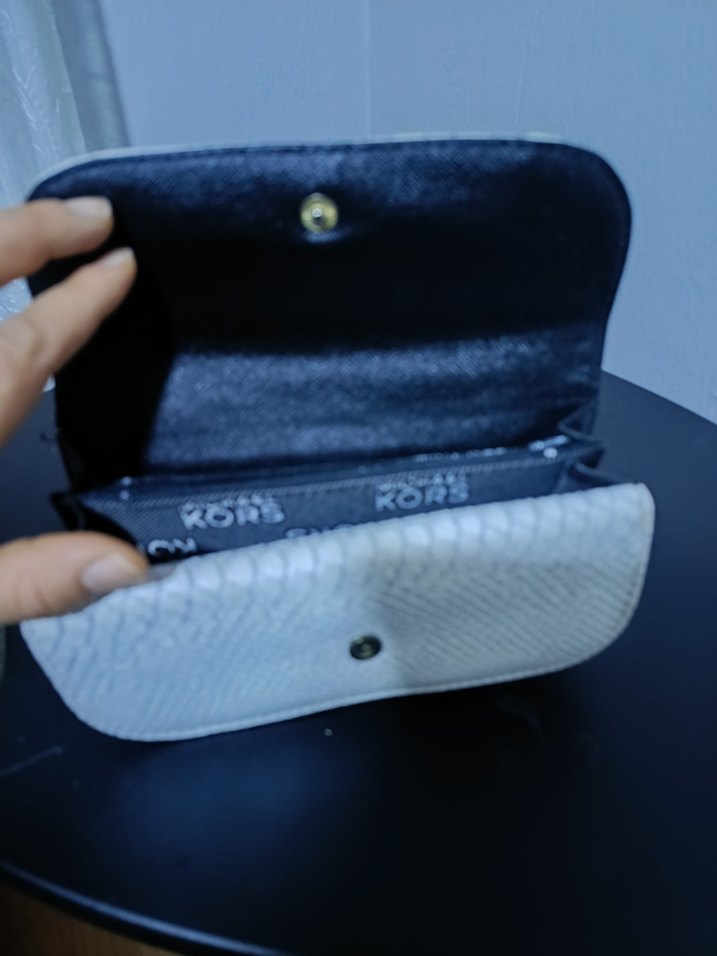 Michael Kors Beyaz Yılan Derisi Desenli Kadın Cüzdan - Görsel 2