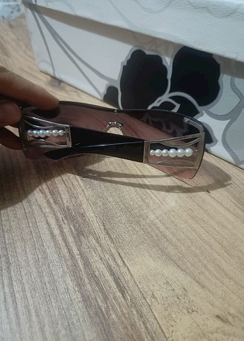 Kahverengi Tokalı Minimalist Kadın Gözlüğü - Görsel 3