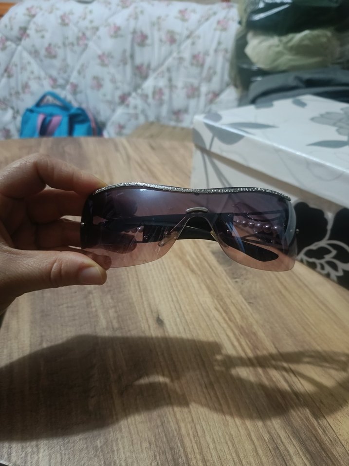 Kahverengi Tokalı Minimalist Kadın Gözlüğü - Görsel 4