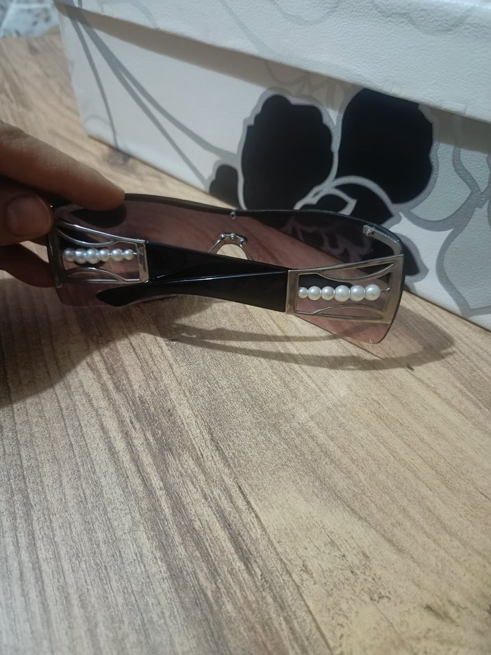 Kahverengi Tokalı Minimalist Kadın Gözlüğü - Görsel 3