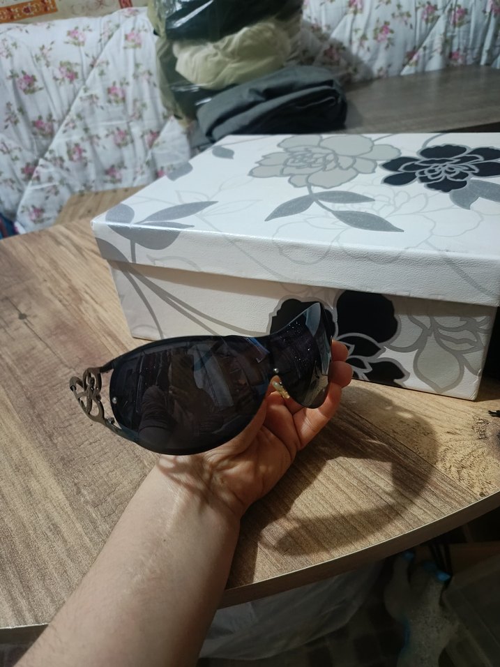 Siyah Şeffaf Biker Tarzı Kadın Gözlüğü - Görsel 4