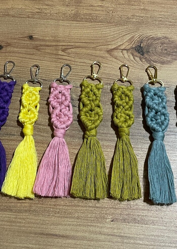 Makrome Anahtarlık El Yapımı El Emeği - Görsel 4