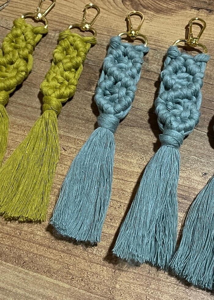 Makrome Anahtarlık El Yapımı El Emeği - Görsel 2