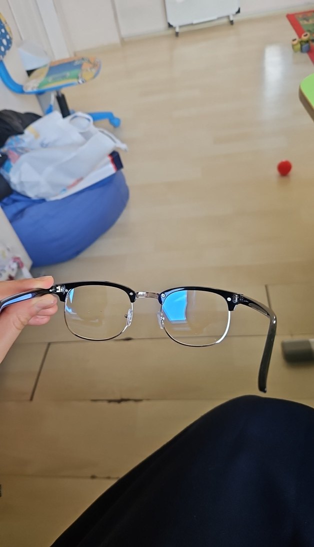 Şeffaf Yarı Çerçeveli Dinlenme Gözlüğü - Görsel 2