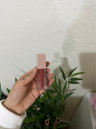 Maybelline Lifter glosss
