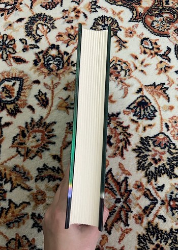 Yıldızlara Sarılı Kraliçe - Roshanı Chokshı Serisi - Görsel 4