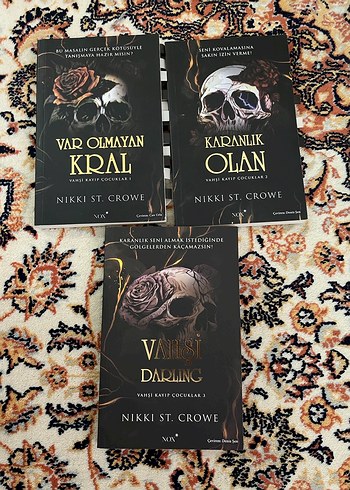 Nikki St. Crowe 3'lü Roman Seti - Görsel 2