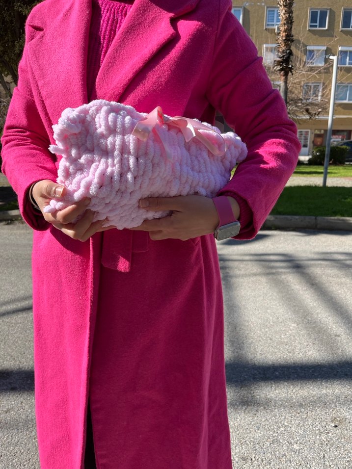 Barbie fularlı kitap kılıfı - Görsel 2