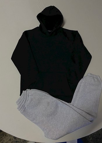 Diğer Siyah Kapüşonlu Rahat Kesim Sweatshirt