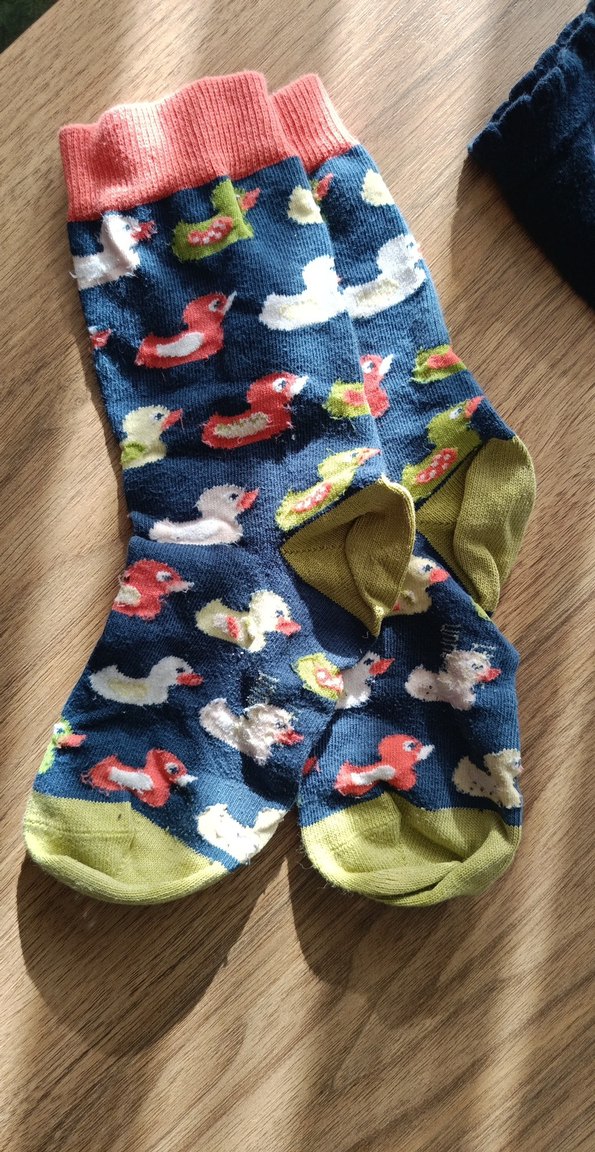 Renkli Desenli Unisex Çocuk Çorapları - Görsel 2