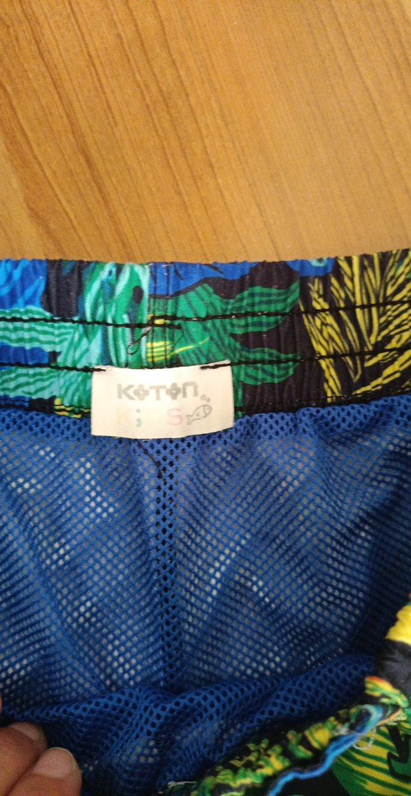 Koton Renkli Tropikal Desenli Erkek Çocuk Mayo - Görsel 2