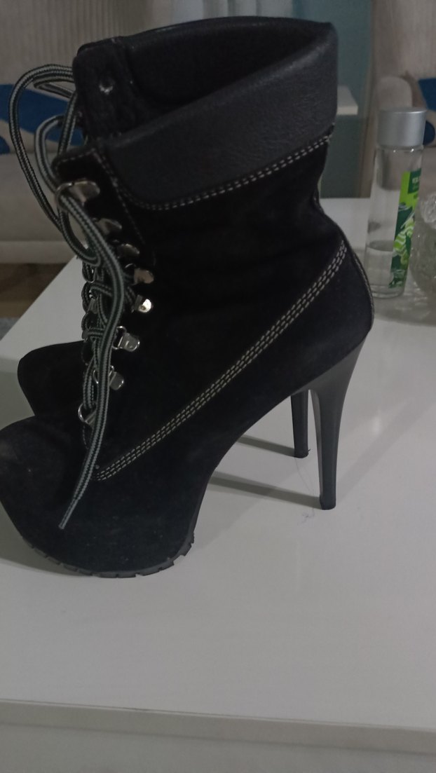 Siyah Süet Gotik Stiletto Topuklu Bot - Görsel 2