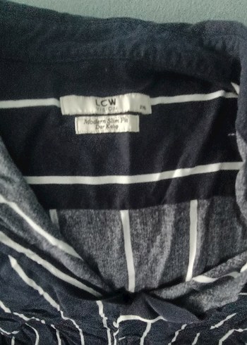 Düğmeli lacivert çizgili erkek Gömlek - Görsel 2