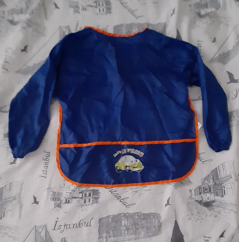 Mavi Baskılı Bebek Önlüğü - Görsel 3