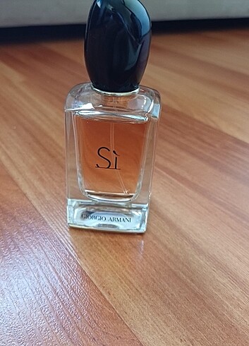 Giorgio Armani Giorgio Armani Yeni Formülü ve Eşsiz Kokusu İle Uzun Süre Kalıcı