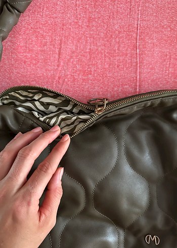 Beden Feri çanta tertemiz durumdadır