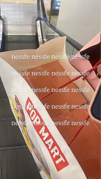 Diğer Labubu have a seat