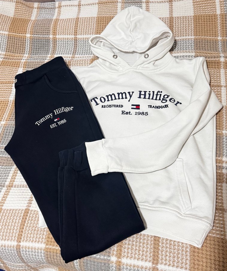 TOMMY HİLFİGER ÇOCUK EŞOFMAN TAKIMI - Görsel 2