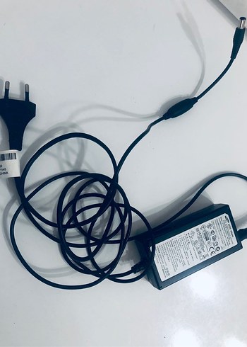 Samsung Laptop Sarj Aleti - Görsel 4