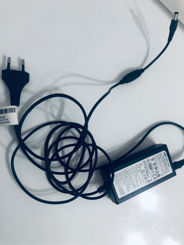 Samsung Laptop Sarj Aleti - Görsel 4