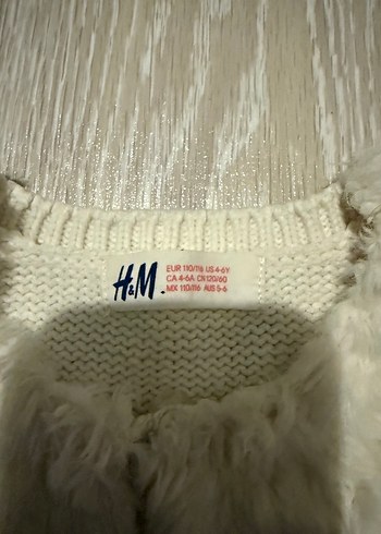 Kız Çocuk Beyaz Yün Kürklü Yelek. 4-6 yaş - Görsel 2