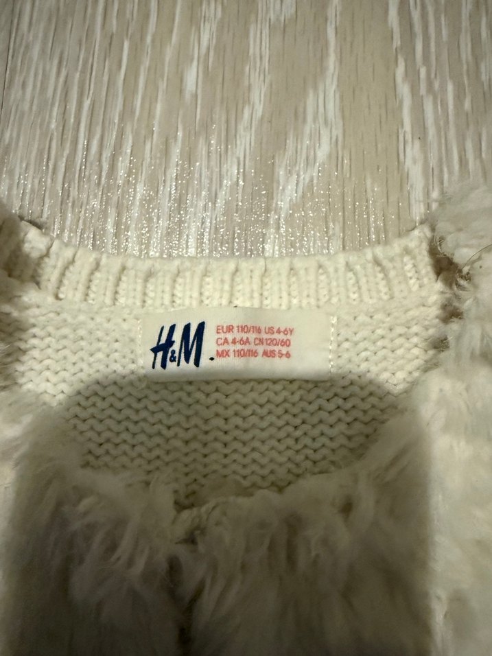 Kız Çocuk Beyaz Yün Kürklü Yelek. 4-6 yaş - Görsel 2