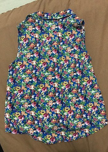 5-6 yaş, Çiçek Desenli Renkli Kolsuz Kadın Gömlek - Görsel 2