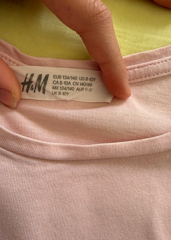 8-10 yaş Kelebek Desenli Pembe Kız Tişörtü - Görsel 3