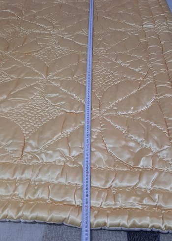 Bej Parlak Kapitone Yorgan - Görsel 8