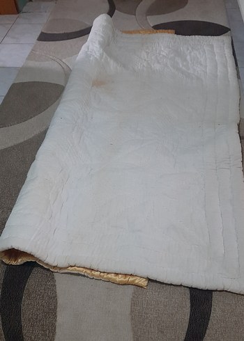 Bej Parlak Kapitone Yorgan - Görsel 10