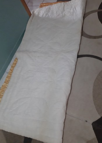 Bej Parlak Kapitone Yorgan - Görsel 5