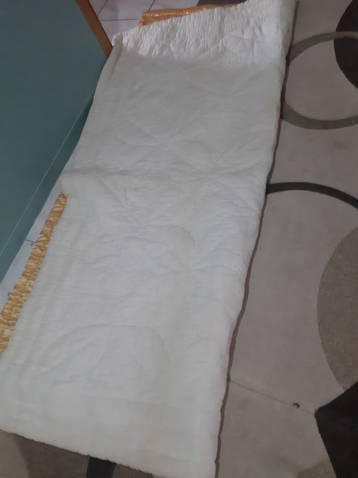 Bej Parlak Kapitone Yorgan - Görsel 5