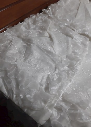 Parlak Beyaz fırfırlı saten Yatak Örtüsü - Görsel 7