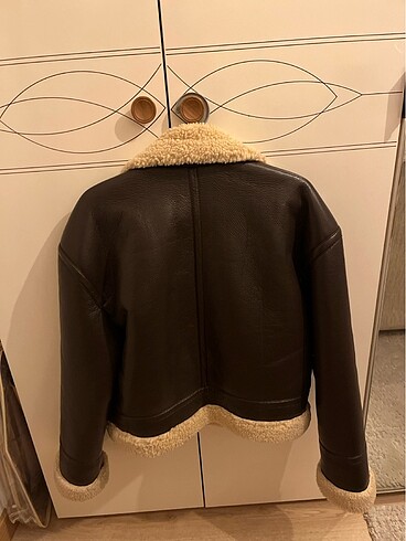 s Beden Pull and bear mont