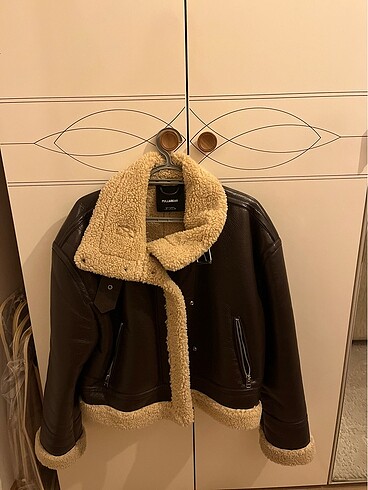 Pull and bear mont