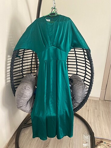 Diğer 40 beden Zümrüt yeşili abiye