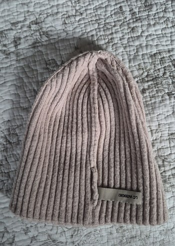 Bej Kadın Bere - Görsel 3