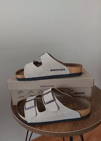 BIRKENSTOCHK ??