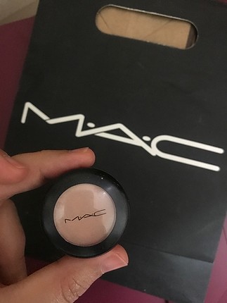 mac studio finish concealer