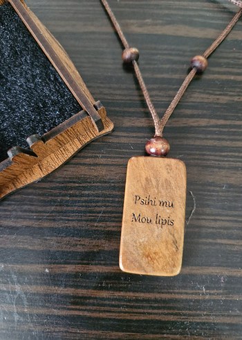 Kahverengi Mini Ahşap haç Kolye - Görsel 3