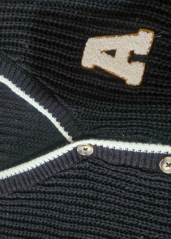 kiz Çocuk Nakışlı Örgü Hırka - Görsel 4