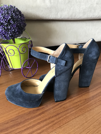 39 Beden gri Renk Sıfır nine west 39 numara süet