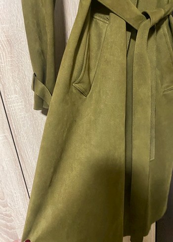 Stradivarius Haki Süet Uzun Kuşaklı Trençkot - Görsel 3