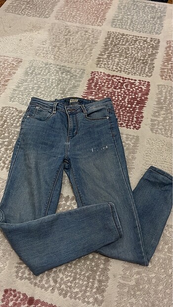 Skinny jeans