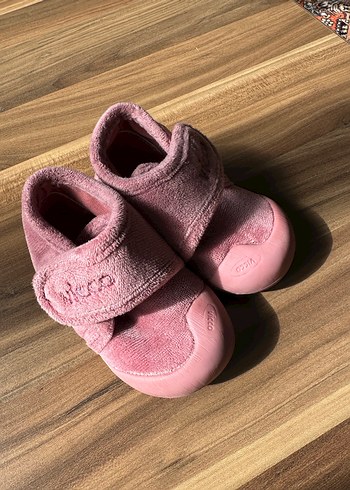 Kız Çocuk Pembe Polar Ev Terliği - Görsel 3