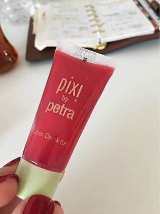 Pixi.