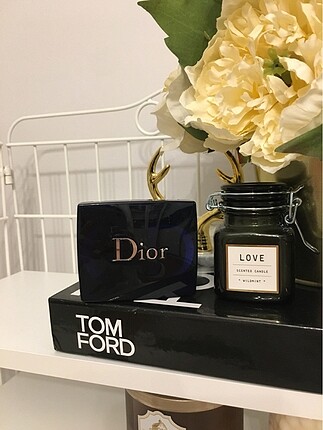 Dior allik
